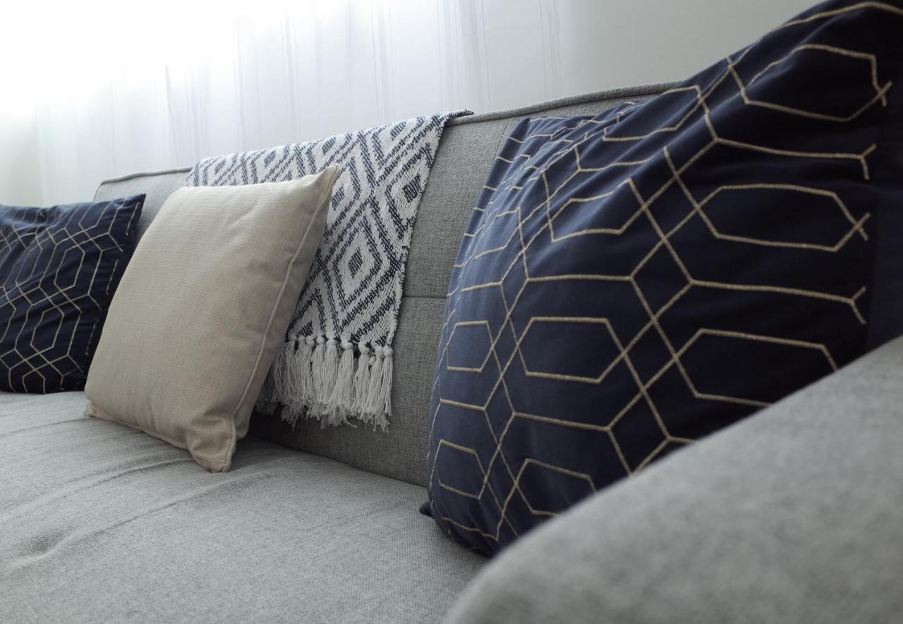 1 Bedroom Apartment With Free Parking 웨이머스만 외부 사진